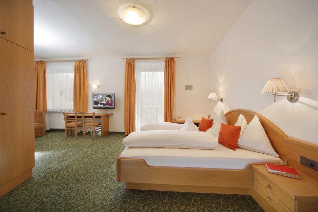 Garni Unterhaslerhof Bed & Breakfast Merano Eksteriør bilde